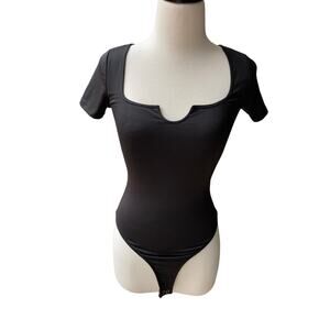Black Short Sleeve U-Neck Bodysuit Size XS